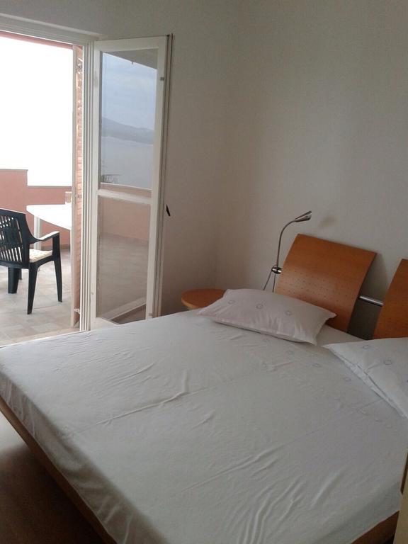 Apartments Coko Omiš Rom bilde